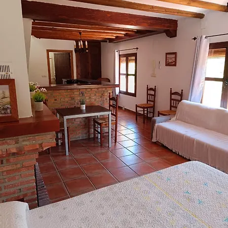 La Despensa Del Valle Restabal