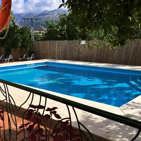 La Despensa Del Valle 2* Restábal