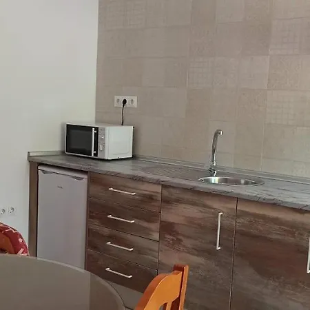 La Despensa Del Valle 2* Restábal